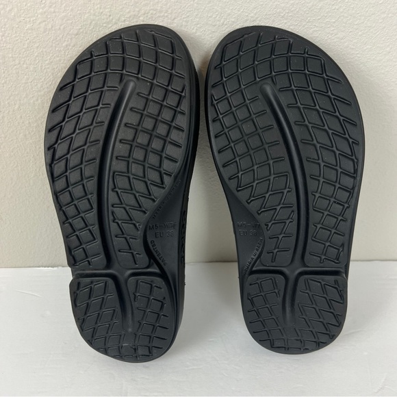 Oofos Ooahh Sport Slides Slip On Sandals - Picture 4 of 5